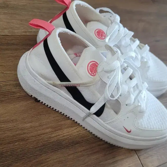 [BUNJANG] Nike Vision Alta Sneakers / 나이키 비전알타 운동화