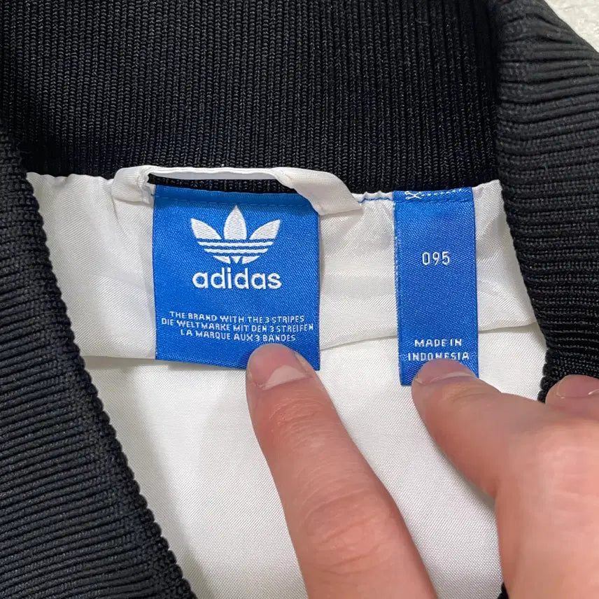 [BUNJANG] Adidas Originals Bomber Track Jacket / M 아디다스 오리지널스 봄버 트랙 재킷 0427