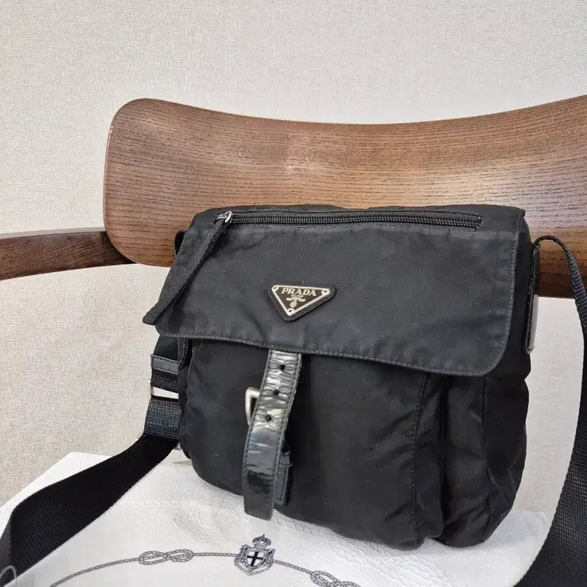 [BUNJANG] Prada Messenger Bag Crossbody Black / 프라다 메신저백, 크로스백