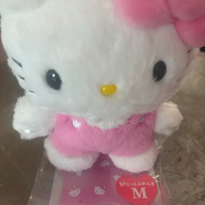 [BUNJANG] Sanrio Hello Kitty Pitatto Plush Toy M Size / 산리오New피탓토M사이즈 헬로 키티 피탓토 신상 25년도