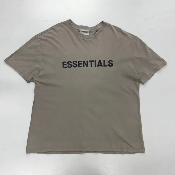 [BUNJANG] Fear of God Essentials T-shirt / 피어오브갓 에센셜 반팔 티셔츠