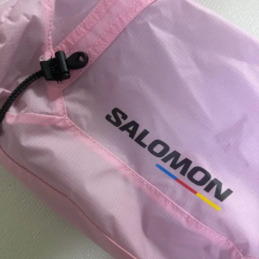 [BUNJANG] Salomon Pouch Bag Pink with Free Frankly Sleeping Lace Gym Bag / 살로몬 포쉬백 핑크 (레이스 짐백 증정)