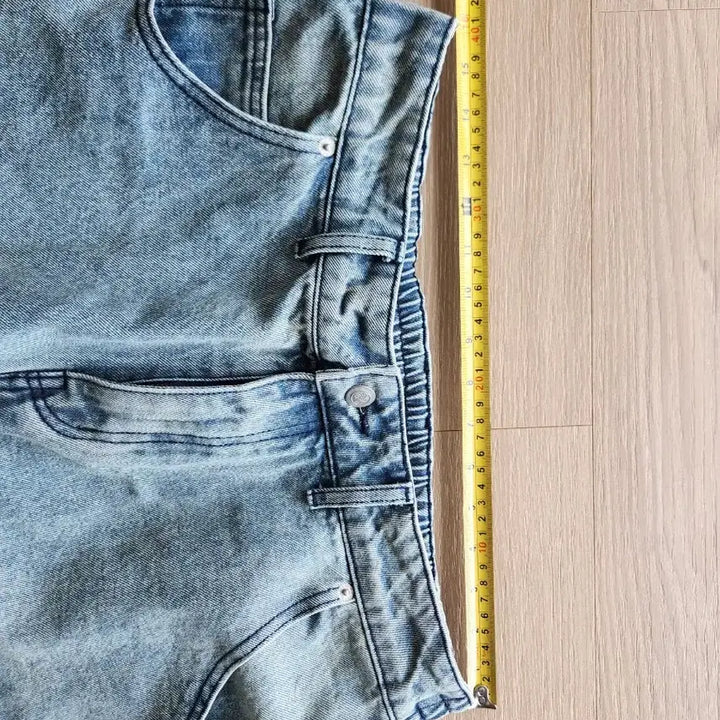[BUNJANG] XTONZ Star Damage Washing Denim Wide Pants L / 엑스톤즈 별 데미지 워싱 데님 L 허리반벤딩.별 프린팅 데님 와이드 팬츠