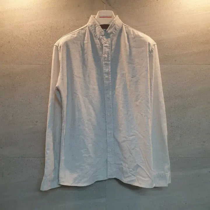 [BUNJANG] JESTER White Patterned Button-Down Shirt / JESTER 셔츠.
