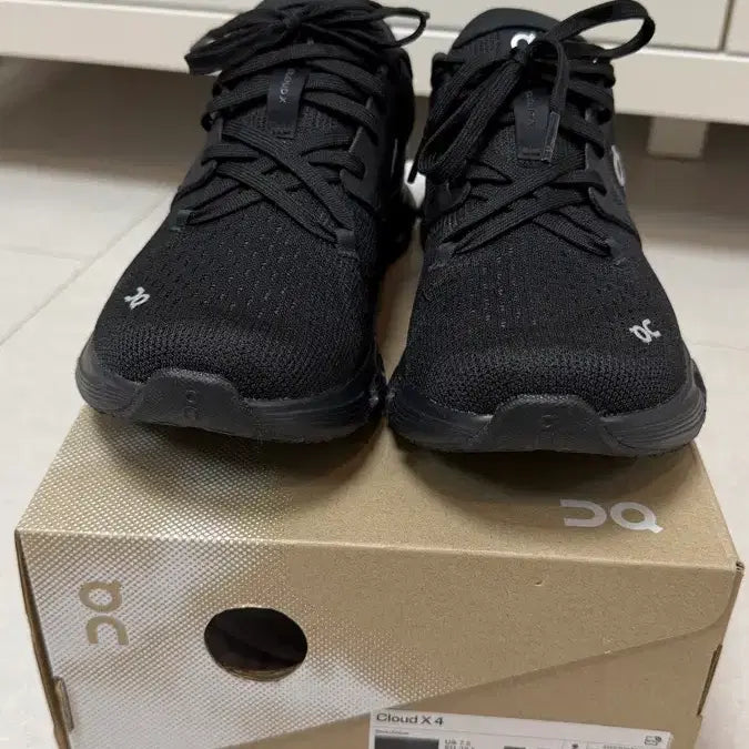 [BUNJANG] Onrunning Cloud x4 245 / 온러닝 클라우드x4 245