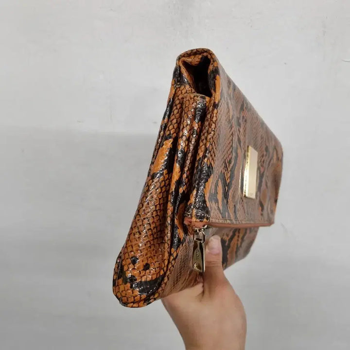 [BUNJANG] Couronne Vampy Clutch Bag / [free size] 쿠론 뱀피 클러치백