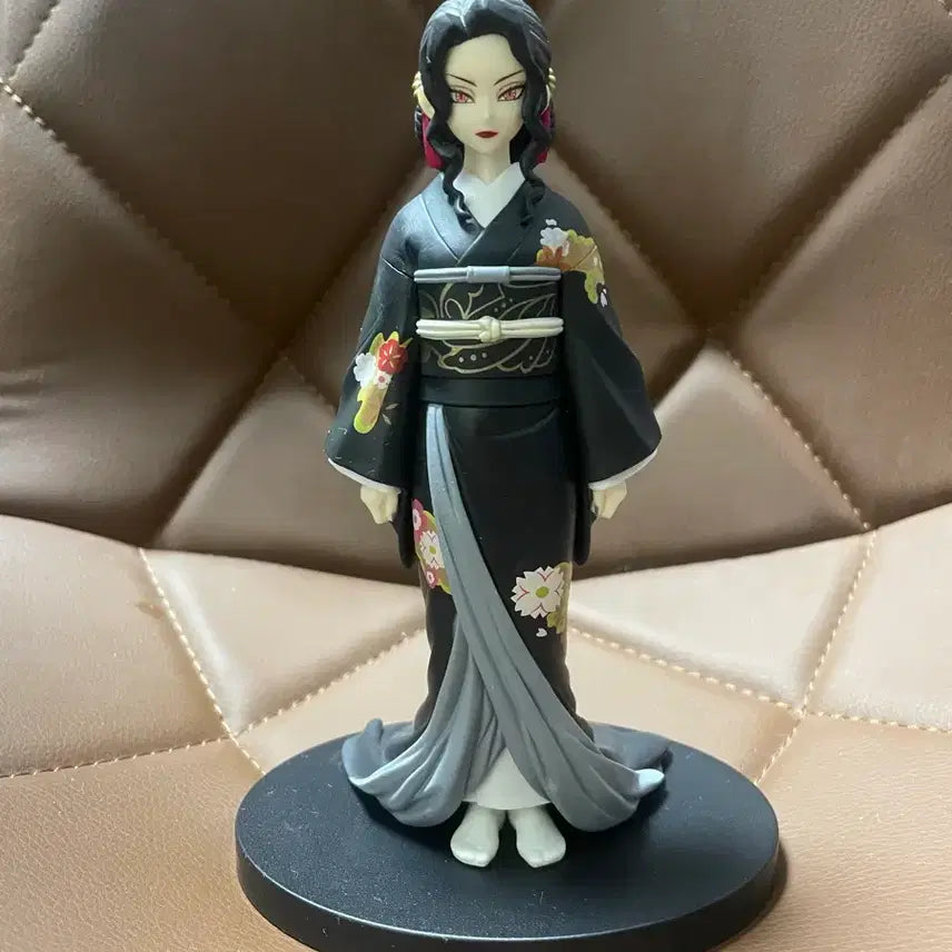 [BUNJANG] Demon Slayer Muzan Female Version Banpresto Figure / 귀멸의칼날 무잔 여자버전 반프레스토