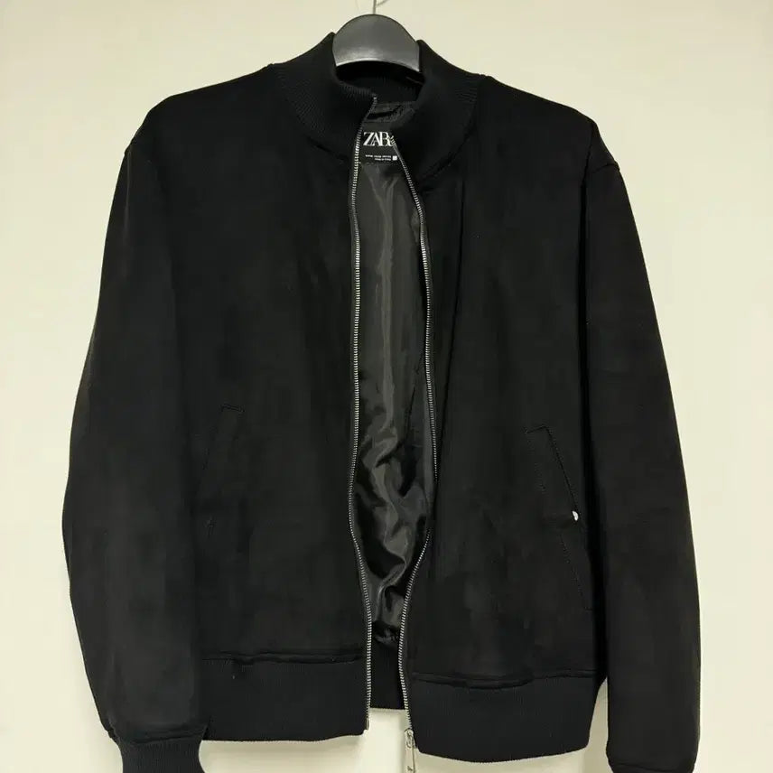 [BUNJANG] Zara Suede High Neck Zip-Up Jacket Black L / 저라 스웨이드 자켓 블랙 100 L 하이넥 집업