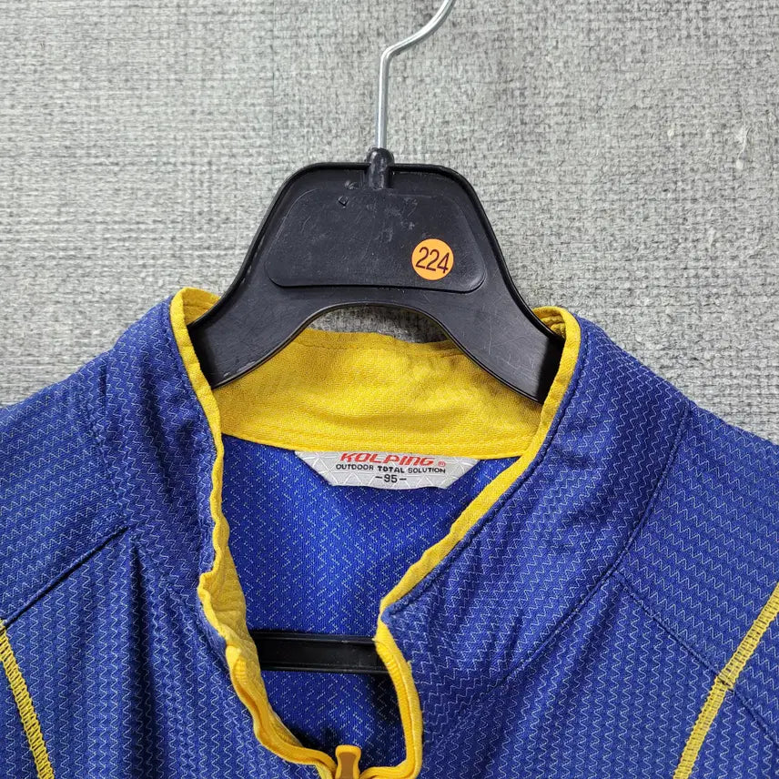 [BUNJANG] Vintage Half Zip T-Shirt Size 95 / ㅈ224 반집티 95