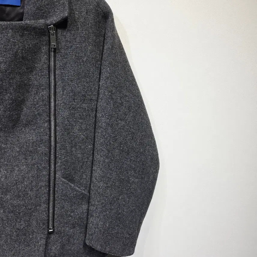 [BUNJANG] DEMOO PARKCHOONMOO Diagonal Zipper Wool Jacket / 데무 박춘무 사선 지퍼 울 자켓