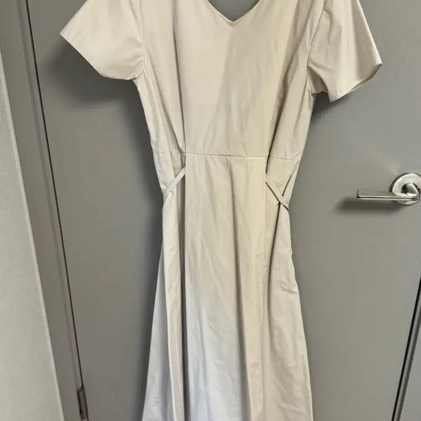[BUNJANG] sie Eclipse Cap Sleeve Dress (Cream/S) / 시에sie 이클립스 캡 슬리브 드레스 (크림/S)
