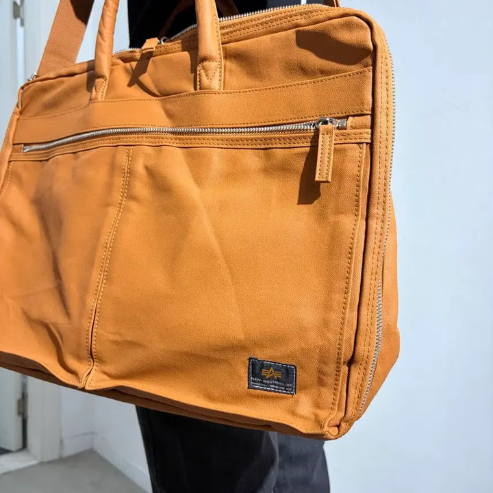 [BUNJANG] Alpha Industries 2-Way Briefcase Bag / 알파 인더스트리 투웨이 브리프케이스 가방 크로스백