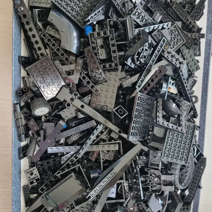 [BUNJANG] LEGO Genuine Black Parts Container / 레고 정품 검정색 부품 한 통