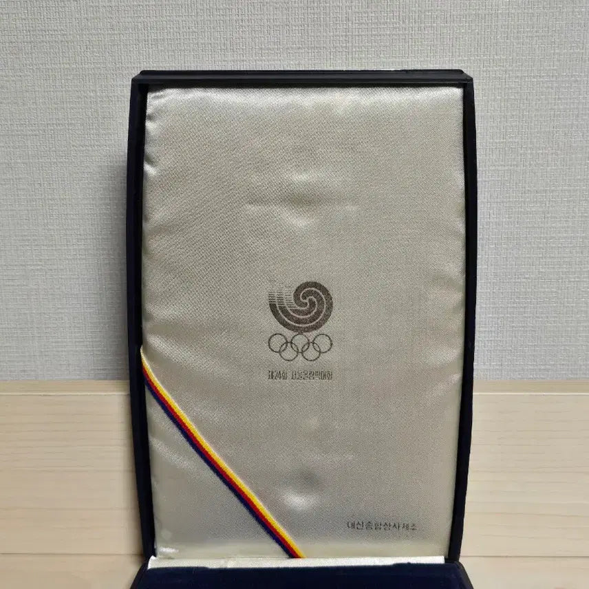 [BUNJANG] 1988 Seoul Olympics Commemorative Medal with Case / 88올림픽 서울올림픽 기장 메달