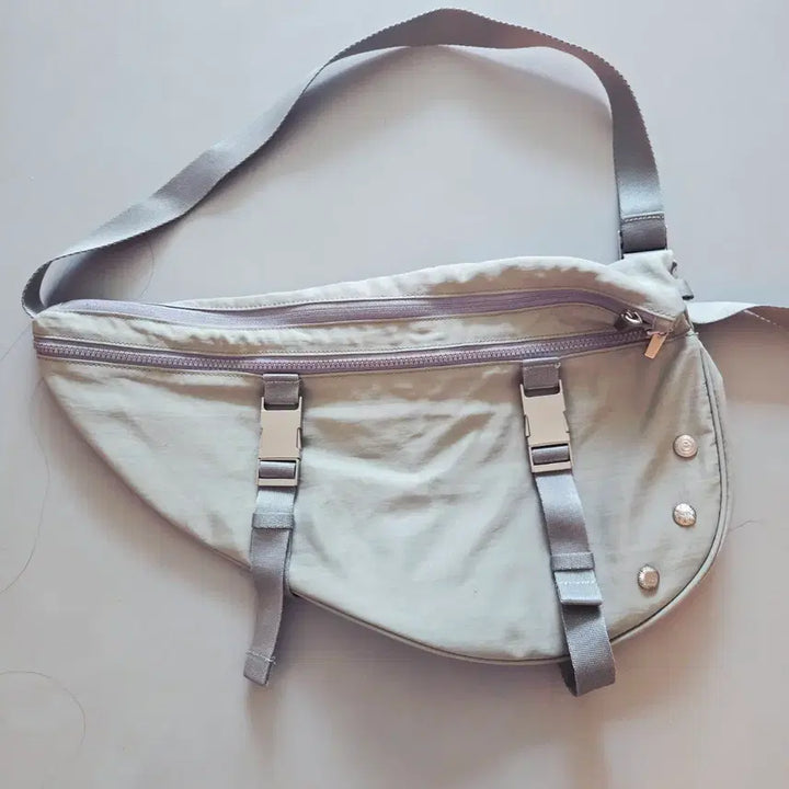 [BUNJANG] Undy Drom Utility Saddle Bag Crossbody Green Grey / 언다이드롬 유틸리티 새들백 크러스백 그린그레이