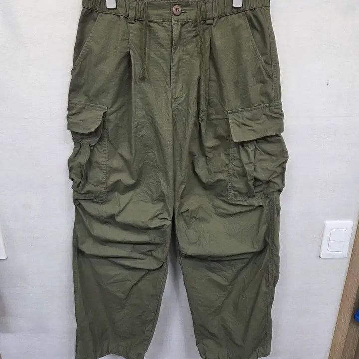 [BUNJANG] NOT FOR NERDS Lipstar Banding Parachute Wide Cargo Pants L / 낫포너드 립스타 밴딩 파라슈트 와이드 카고팬츠 L