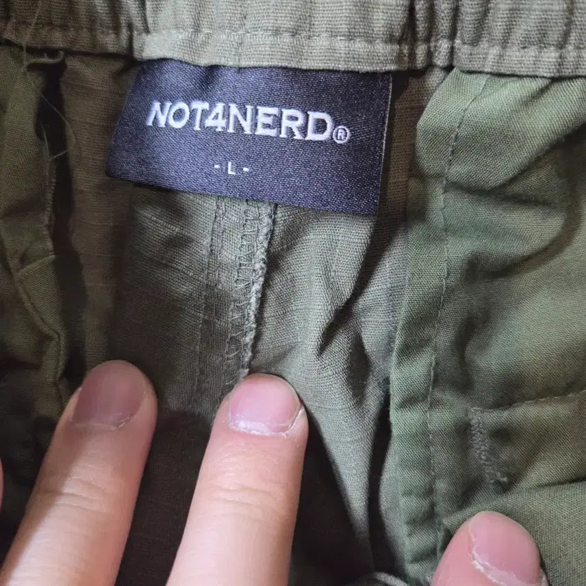 [BUNJANG] NOT FOR NERDS Lipstar Banding Parachute Wide Cargo Pants L / 낫포너드 립스타 밴딩 파라슈트 와이드 카고팬츠 L