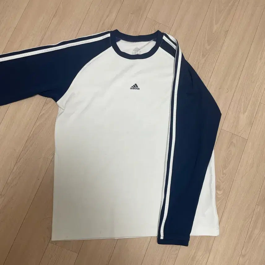 [BUNJANG] Adidas Vintage Navy Long Sleeve T-Shirt / 아디다스 네이비 빈티지 롱슬리브