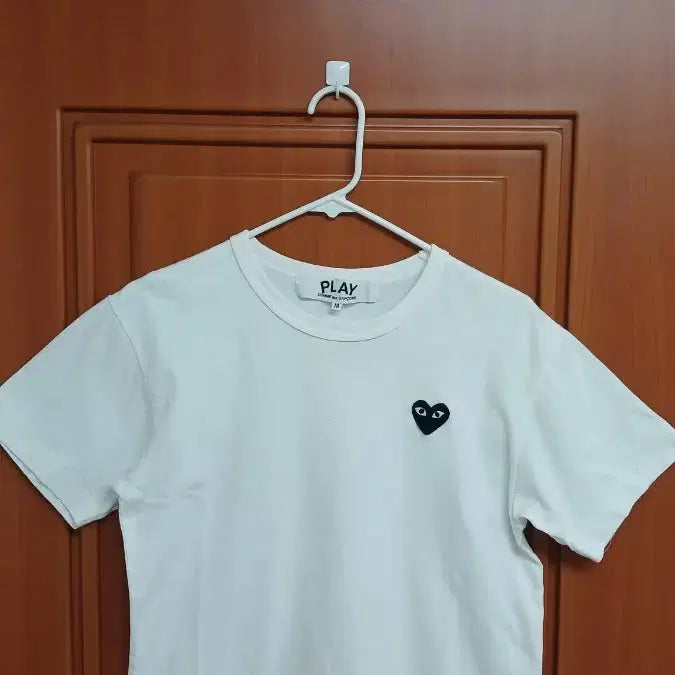 [BUNJANG] Comme des Garçons Black Appliqué T-shirt White / 꼼데가르송 검정 와펜 반팔티 화이트
