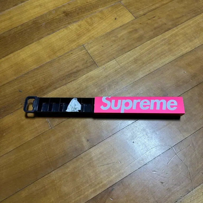 [BUNJANG] Supreme x Matador Waterproof File Case Red FW23 / 슈프림x마타도르 워터프루프 필 케이스 레드 -23FW