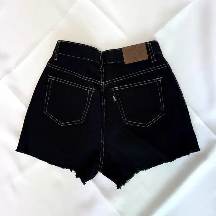 [BUNJANG] Mischief Black Denim Shorts / 미스치프) 블랙 데님 반바지