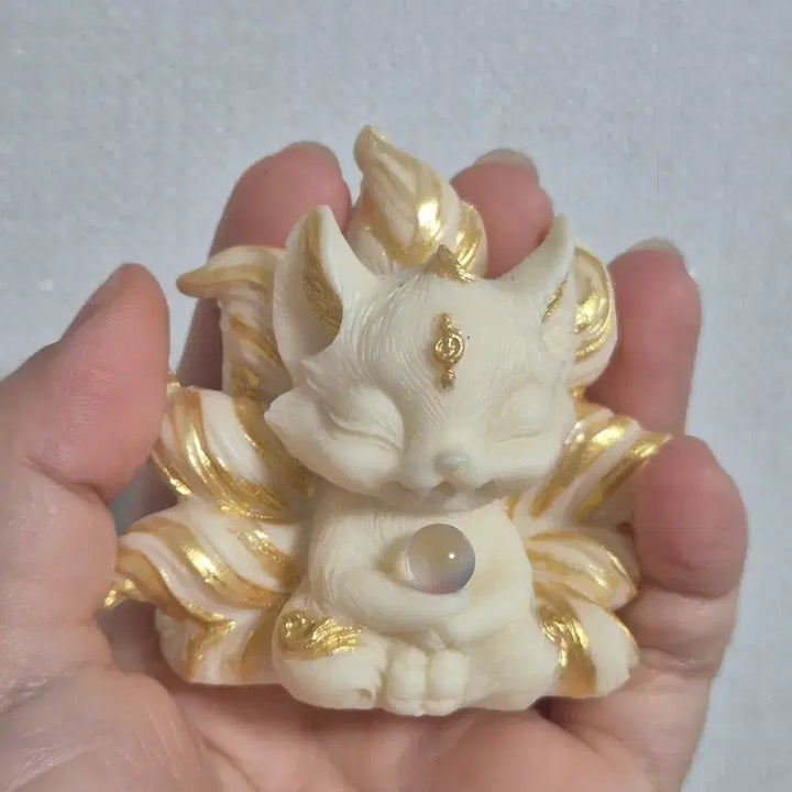 [BUNJANG] Gumiho Carving with Orb / 상아야자 구미호카빙