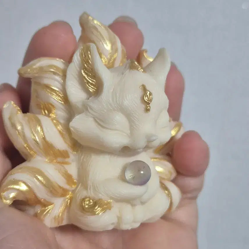 [BUNJANG] Gumiho Carving with Orb / 상아야자 구미호카빙