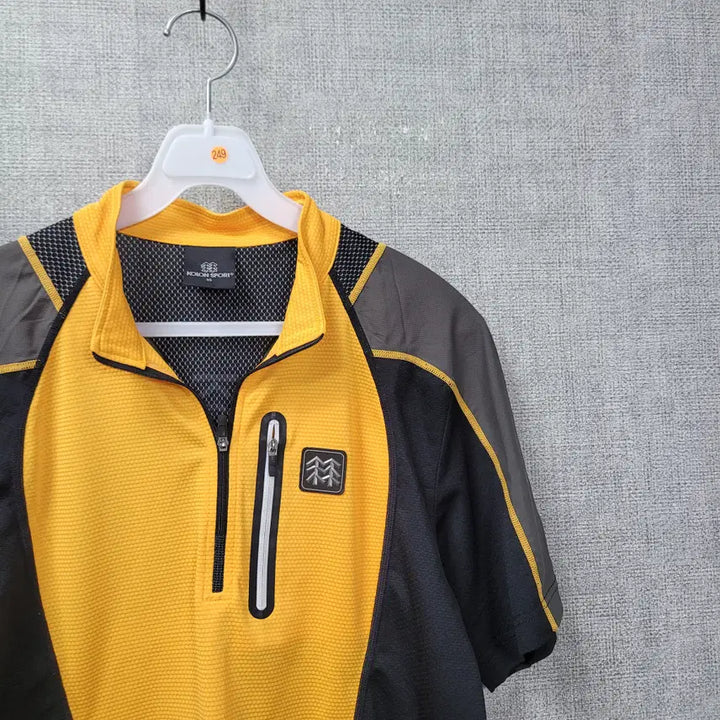 [BUNJANG] Kolon Half Zip T-Shirt Size 95 / ㅈ249 코오롱 반집티 95