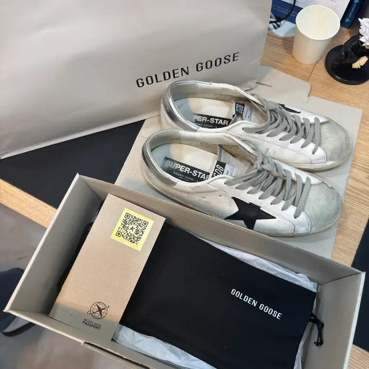 [BUNJANG] Golden Goose Sneakers Silver Star Detail / 골든구스 스니커즈