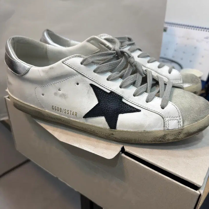 [BUNJANG] Golden Goose Sneakers Silver Star Detail / 골든구스 스니커즈