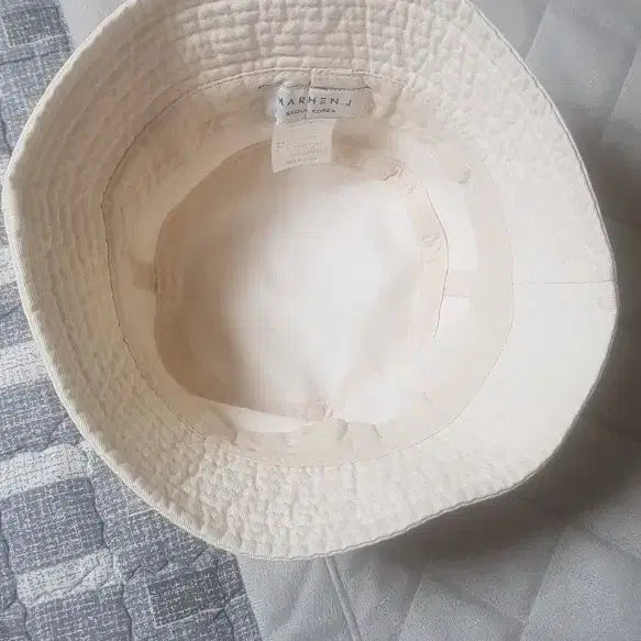 [BUNJANG] MRHJ Bucket Hat White / MRHJ 화이트 벙거지 모자