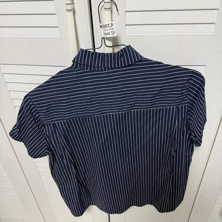 [BUNJANG] Navy Stripe Short Sleeve Shirt / 반팔셔츠