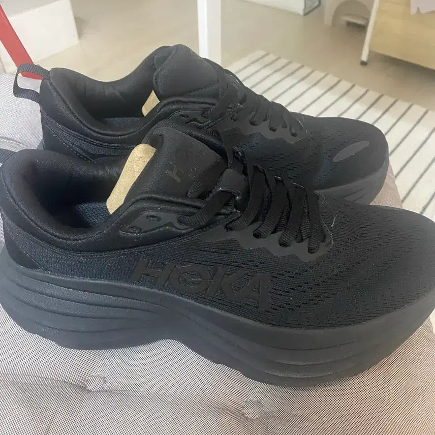 [BUNJANG] Hoka Bondi 8 Regular Fit Black 230mm Running Shoes / 호카 본디8 레귤러 230