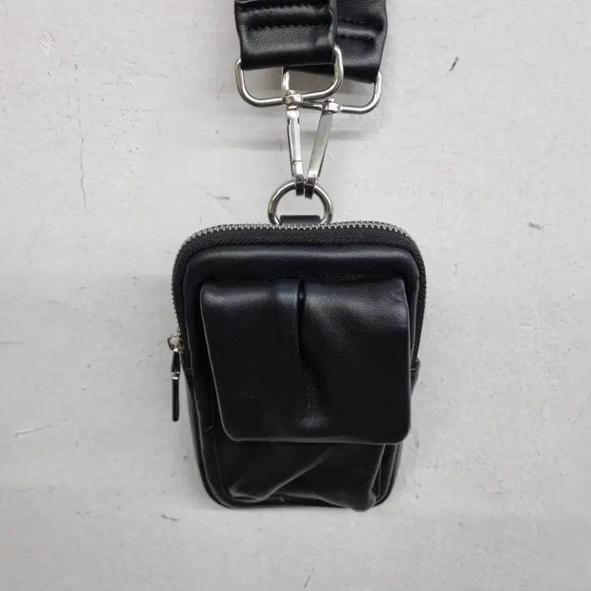 [BUNJANG] Leather Mini Crossbody Bag Free Size / [free size] 레더 미니 크로스백