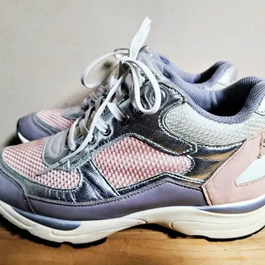 [BUNJANG] Suecommac Bonnie Silver Pink Magic Sneakers (240) / 슈콤마보니 실버핑크 매직스니커즈 240  s43