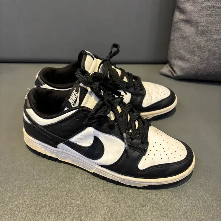 [BUNJANG] Nike Dunk Low "Orca" Sneakers / 나이키 덩크로우 범고래 운동화 255사이즈