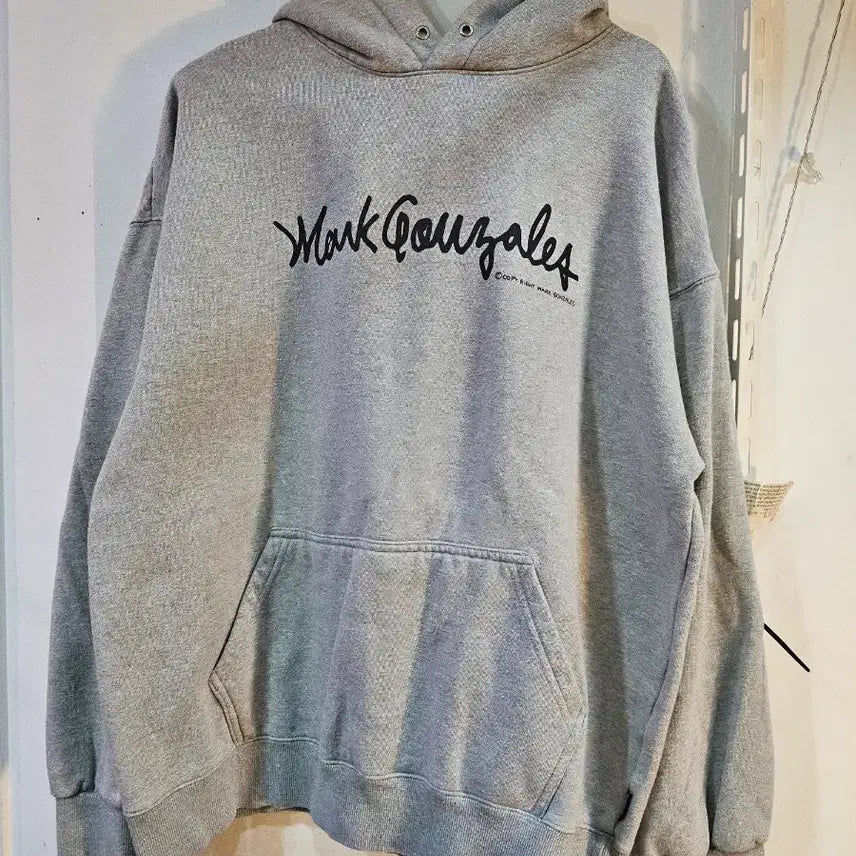 [BUNJANG] Mark Gonzales Signed Logo Fleece Hoodie / <만원빈티지>마크곤잘레스 싸인 로고 기모 후드티