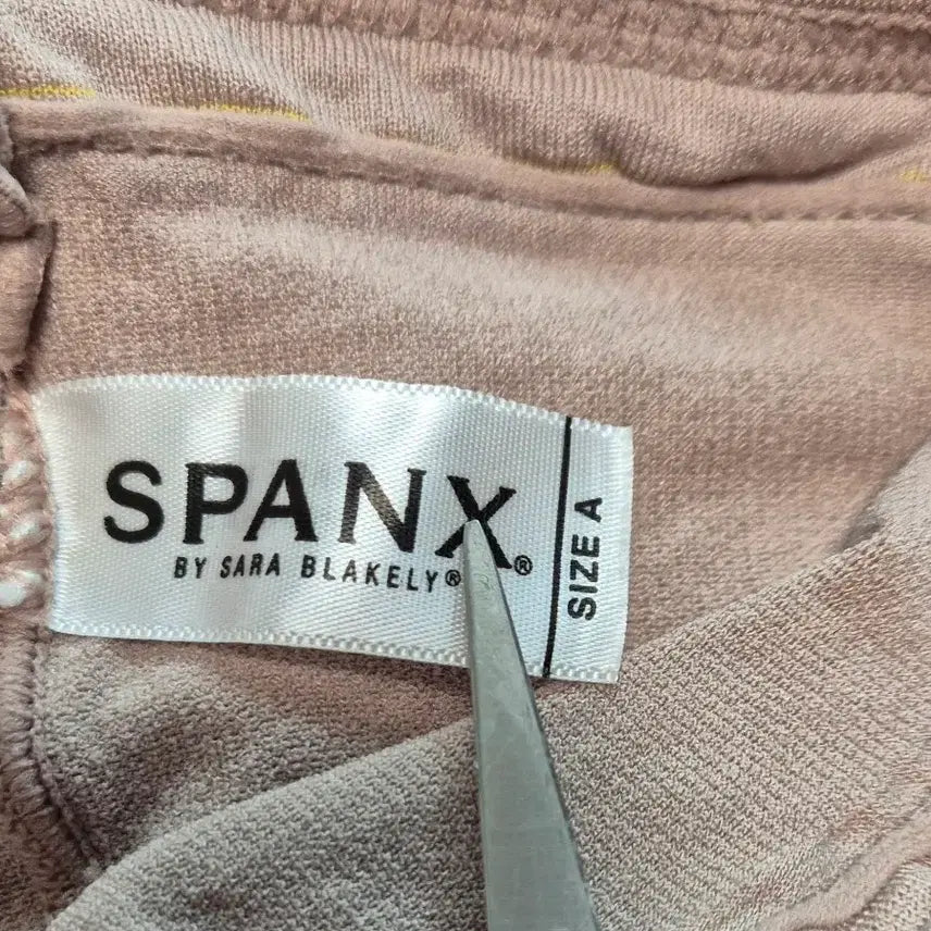 [BUNJANG] Spanx High-Waist Mid-Thigh Girdle A / 스팽스 보정 속옷 하이웨스트 미드따이 거들 A