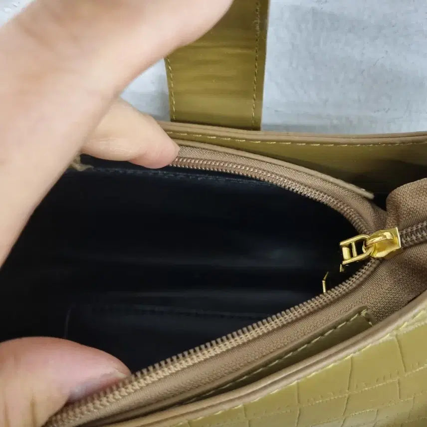 [BUNJANG] Leather Tote Bag / [free size] 레더 토트백 손가방
