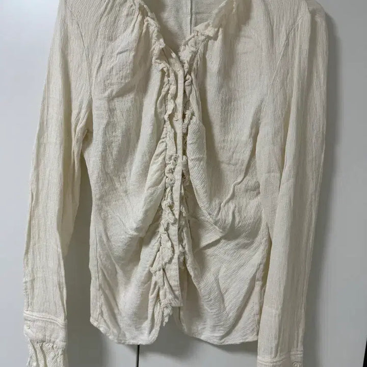 [BUNJANG] Seric Shirring Blouse / 세릭 셔링 블라우스