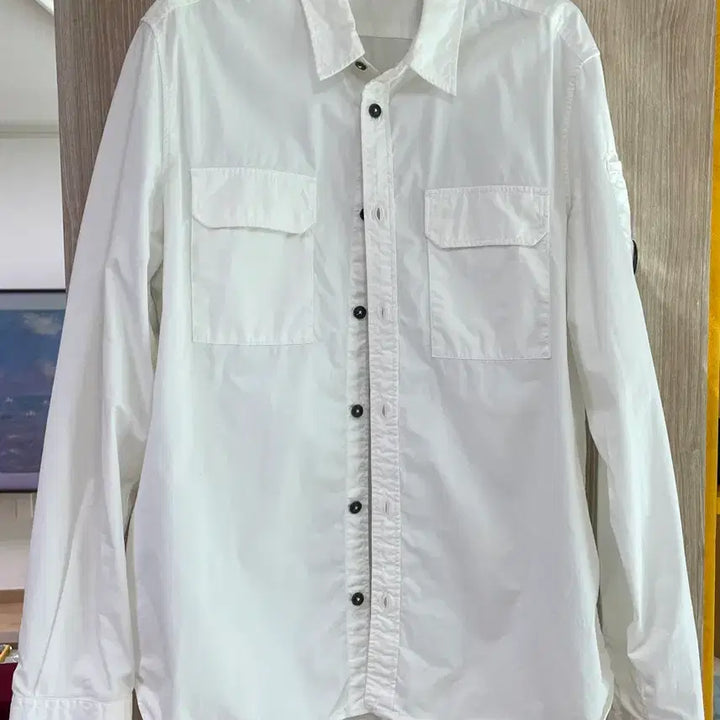 [BUNJANG] CP Company Lens Applique White Pocket Shirt XL / CP컴퍼니 렌즈 와펜 화이트 포켓셔츠