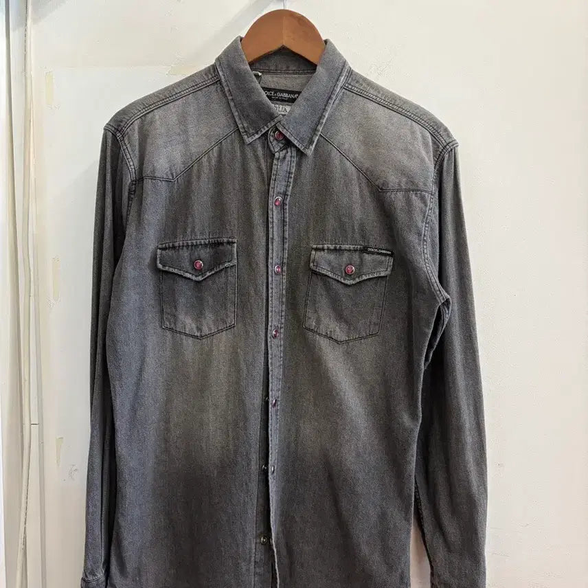 [BUNJANG] Dolce &amp; Gabbana Black Denim Shirt / N125. 돌체앤가바나 블랙 데님셔츠