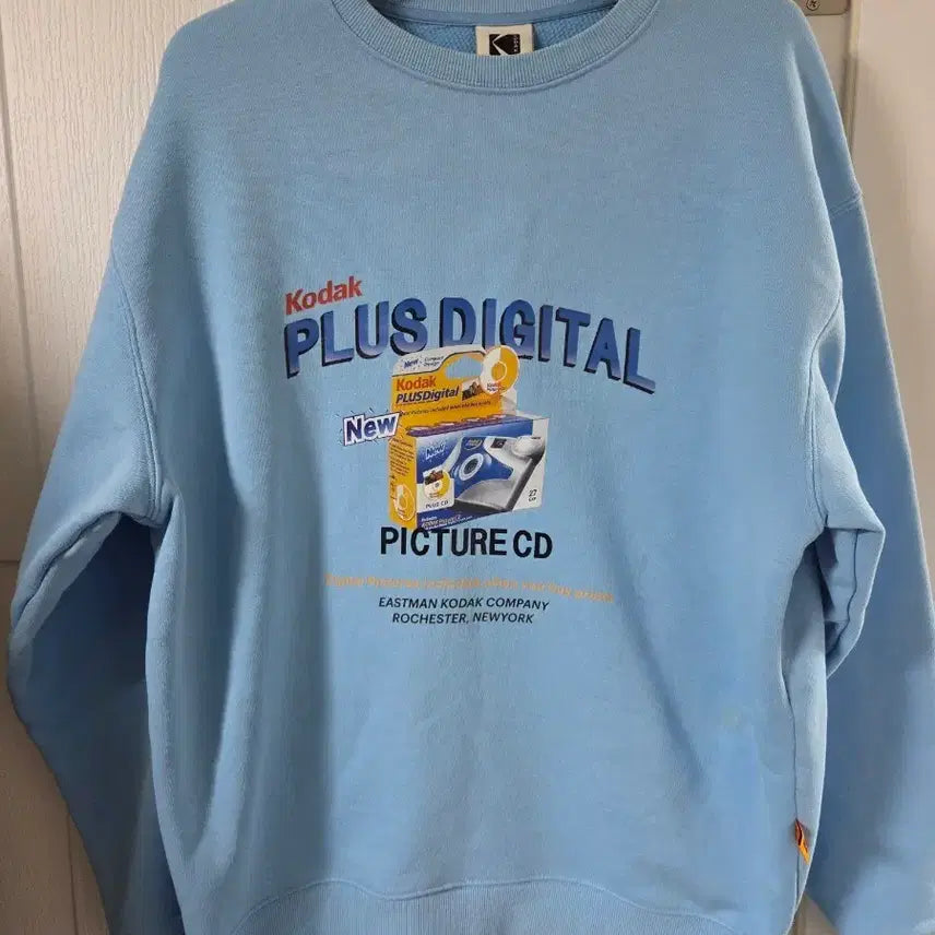 [BUNJANG] Kodak Sweatshirt Sky Blue / 코닥 맨투맨 하늘색