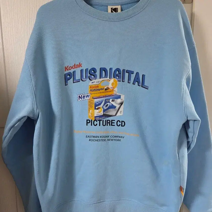 [BUNJANG] Kodak Sweatshirt Sky Blue / 코닥 맨투맨 하늘색