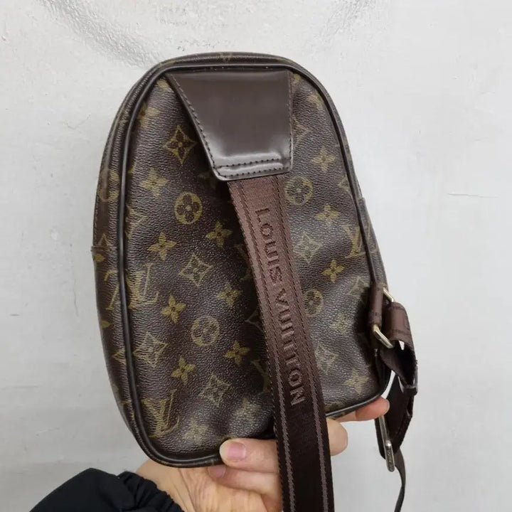 [BUNJANG] Leather Crossbody Sling Bag / [free size] 레더 크로스백 슬링백