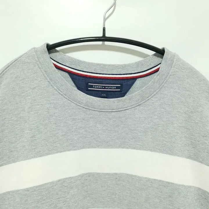 [BUNJANG] Tommy Hilfiger Striped Sweatshirt XXL / 타미힐피거 스트라이프 맨투맨 XXL_M2623