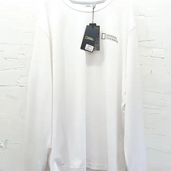[BUNJANG] National Geographic White Long Sleeve T-Shirt Size 115 / <새상품> 내셔널지오그래픽 화이트 긴팔 티셔츠 115