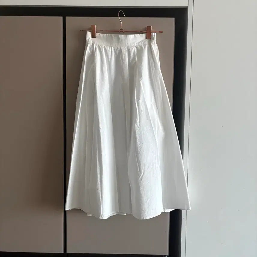 [BUNJANG] LAP White Long Skirt (Free Size) / 랩 LAP 화이트 롱스커트 사이즈 FREE