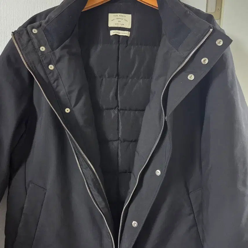 [BUNJANG] Club Monaco Black Padded Coat / 클럽 모나코 블랙 패딩 코트
