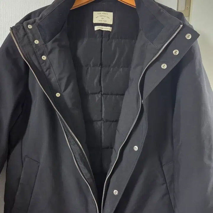 [BUNJANG] Club Monaco Black Padded Coat / 클럽 모나코 블랙 패딩 코트